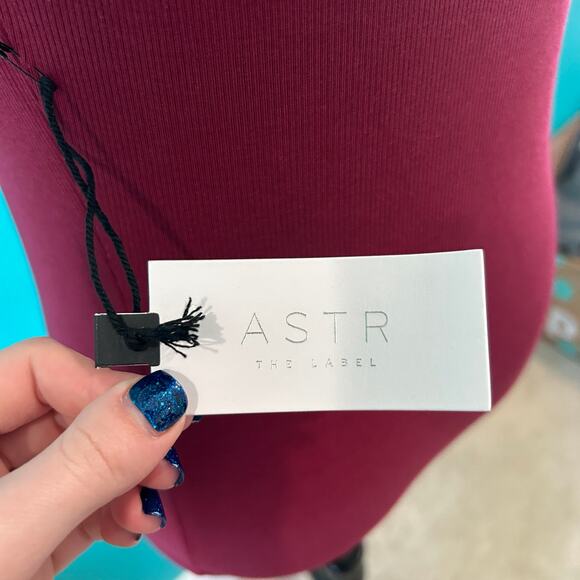 NWT ASTR X Fashionpass Valley Bodysuit Burgundy Cut Out Shell Party Size M - Picture 7 of 8